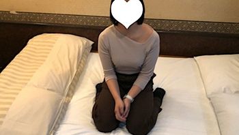 FC2-PPV-4779126 はるか18歳・顔射_1