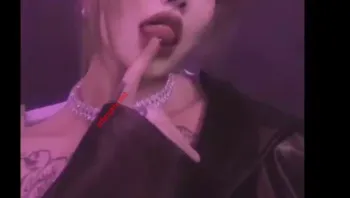 tg@shaofukong_超极品反差母狗大学生【寻欢】调教啪啪福利_44