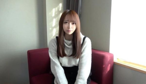 FC2 PPV 4809987 アイドル志望の18歳 美女。